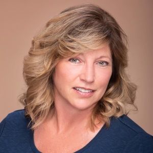 Meet your Posher, Dianna